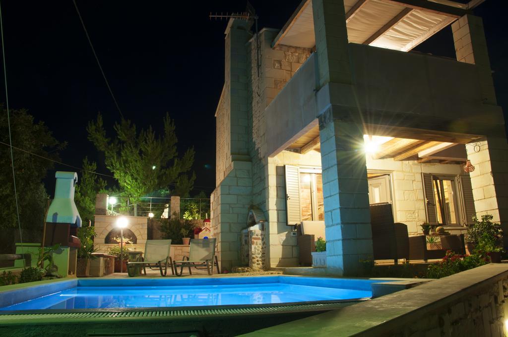 Agia Marina Pantanassa Villas מראה חיצוני תמונה