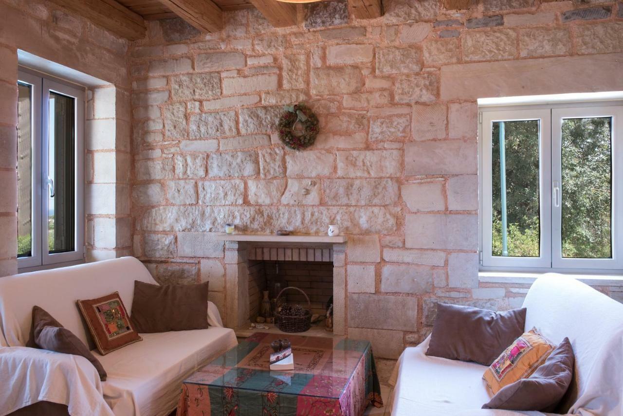 Agia Marina Pantanassa Villas מראה חיצוני תמונה