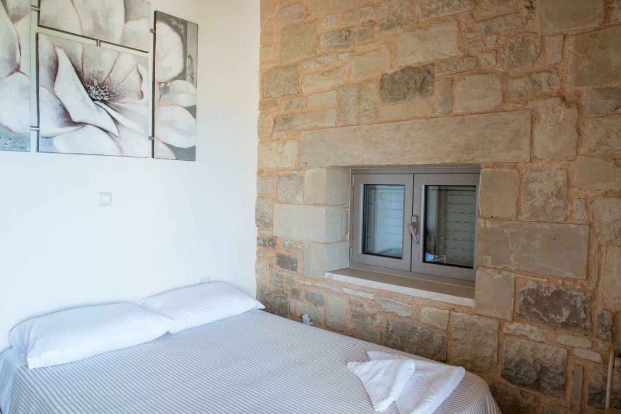 Agia Marina Pantanassa Villas מראה חיצוני תמונה