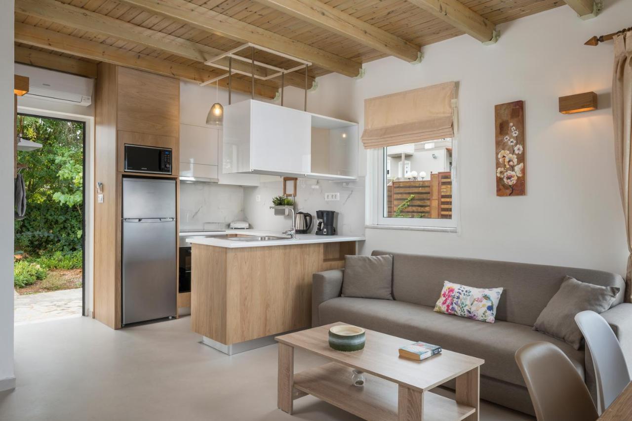 Agia Marina Pantanassa Villas מראה חיצוני תמונה