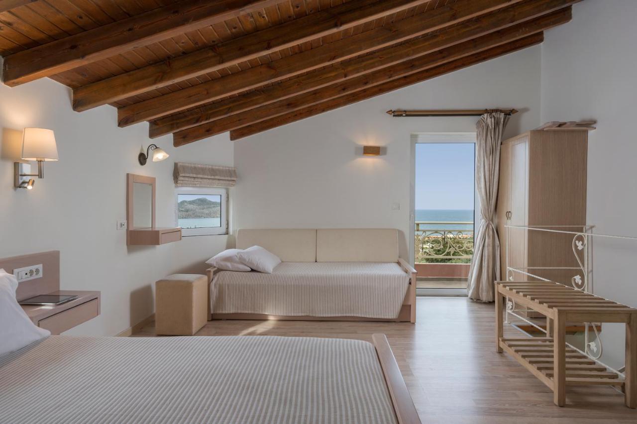 Agia Marina Pantanassa Villas מראה חיצוני תמונה